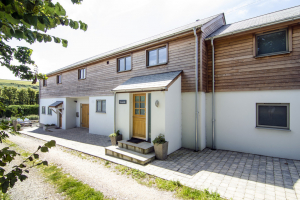 SLOOPSIDE WHOLE HOUSE | BANTHAM